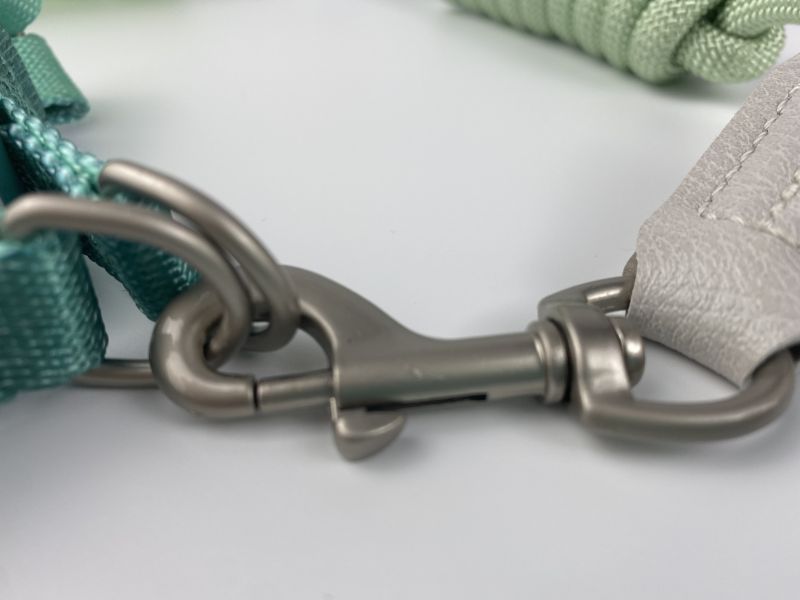 Thickened strong hook